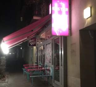 Aussen unscheinbar