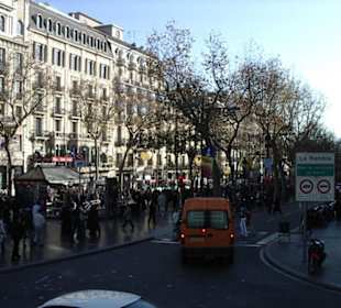 Barcelona,  Anfang der " La Rambla"