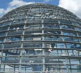 Blick zur Reichstagskuppel