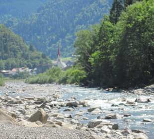Bregenzerach mit Kirche AU 