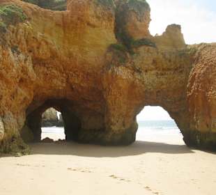 Praia dos Tres Irmaos