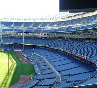 Im Yankee Stadium 