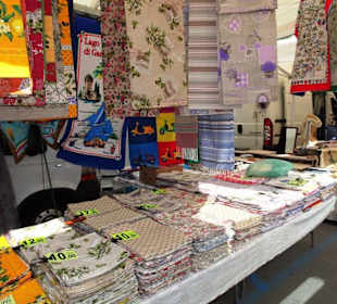 Rundgang über den Wochenmarkt von Limone