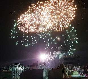 Das Eröffnungsfeuerwerk, das Ende volle Power noch