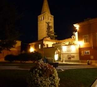 Porec bei Nacht