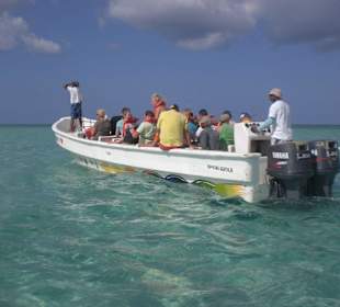 Unterwegs mit dem Speedboot