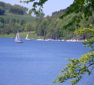 Schifffahrt Hennesee