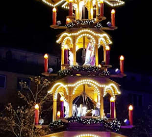 Weihnachtspyramide Neu