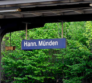 Bahnhofsschild