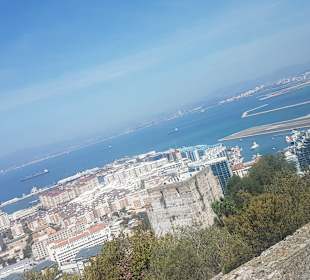 Affenfelsen und St. Michael's Cave