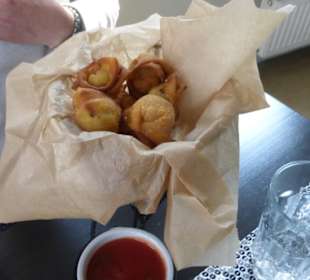 Leckeres usbekische Essen im IKAT