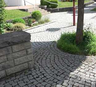 Dorfbrunnen an der Kirche Bittelbronn