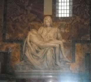 Bazylika św. Piotra,Pieta Michała Anioła