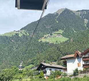 Mit der Seilbahn hoch