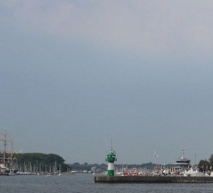 Die Passat direkt hinter der Trave.Mündung