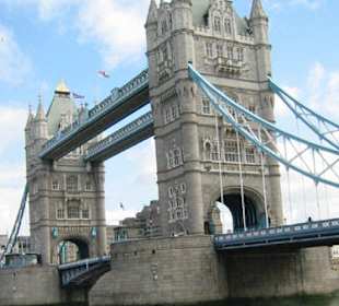 Tower Bridge - London