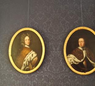 Замок Ойтин.