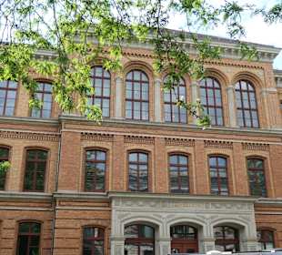 Blick zum Ökumenischen Domgymnasium Magdeburg
