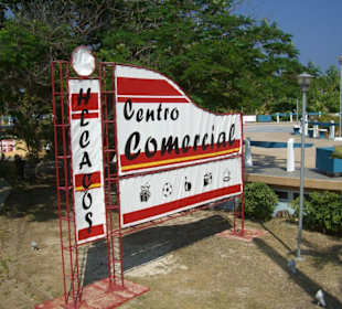 Centro Comercial Hicacos