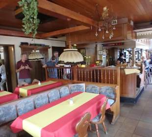 Teilansicht der Gaststube