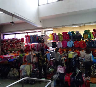 Im Dong Xuan Markt in Hanoi