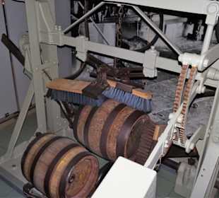 Fassreinigung im Museum