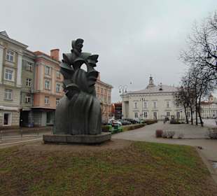 Памятник Барбаре Радзивилл