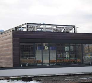 Drugie piętro poczekalni PKP