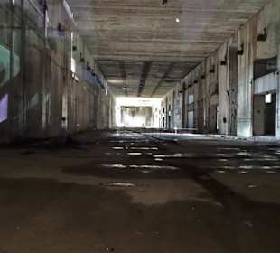 Eindrücke aus den Hallen im Bunker Valentin