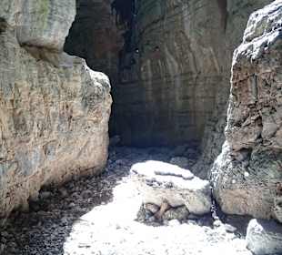 Wanderung durch die Imbros Schlucht