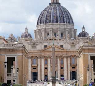 Die Straße direkt zum Petersdom