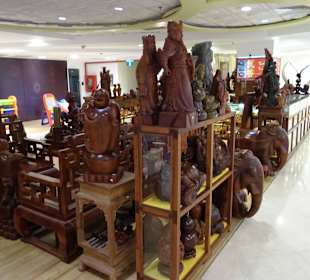 Im Shoppimgcenter unterwegs