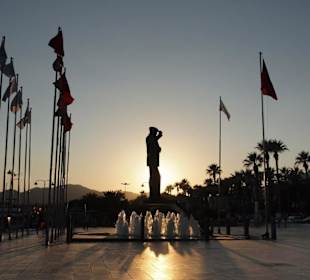 Mustafa Kemal, Ataturk - ojciec Turków. Marmaris