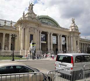 Champs-Elysees