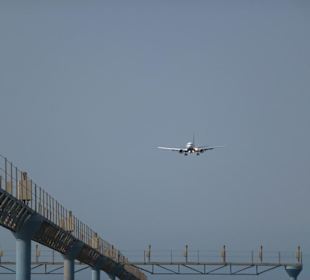 Landeanflug über dem Strand