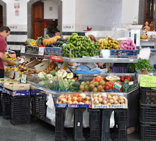 Stand in der Markthalle