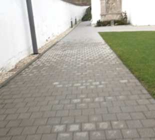 Kirche Santk Laurentius Aichelau