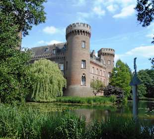 Schloss Moyland