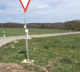 Vulkankrater-Rundweg Apfelstetten