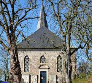 Außenansicht der St. Martini Kirche Lesum