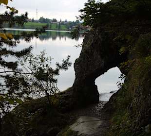 Felsdurchgang am Weissensee