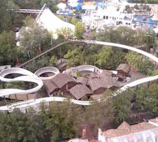 Schweizer Bob-Bahn von oben -Achterbahn