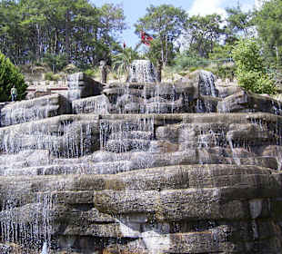 Wasserfälle in der Stadt