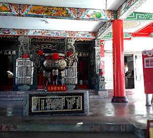 Eluanbi Baoan Temple