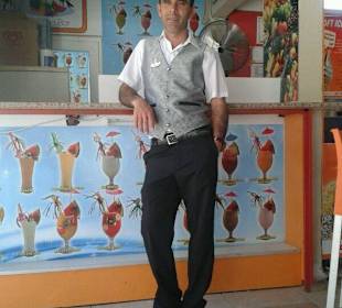 Unser Kellner Ali vom Strand super nett 