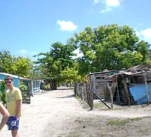 Im Dorf von Mano Juan