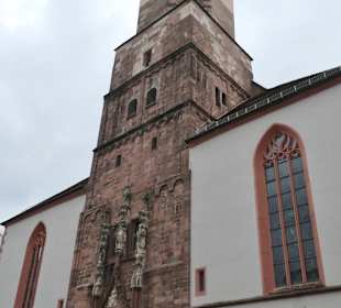 Die Stiftskirche in Baden-Baden am Marktplatz