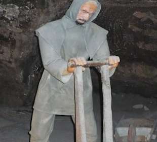 Wyobrażenie robotników kopalni przy pracy