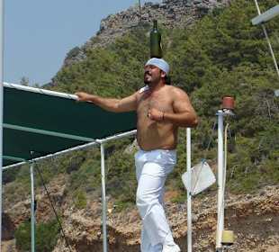 Бутылка на голове