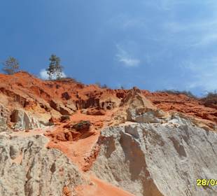 Wunderschöne Sand und Felsformationen